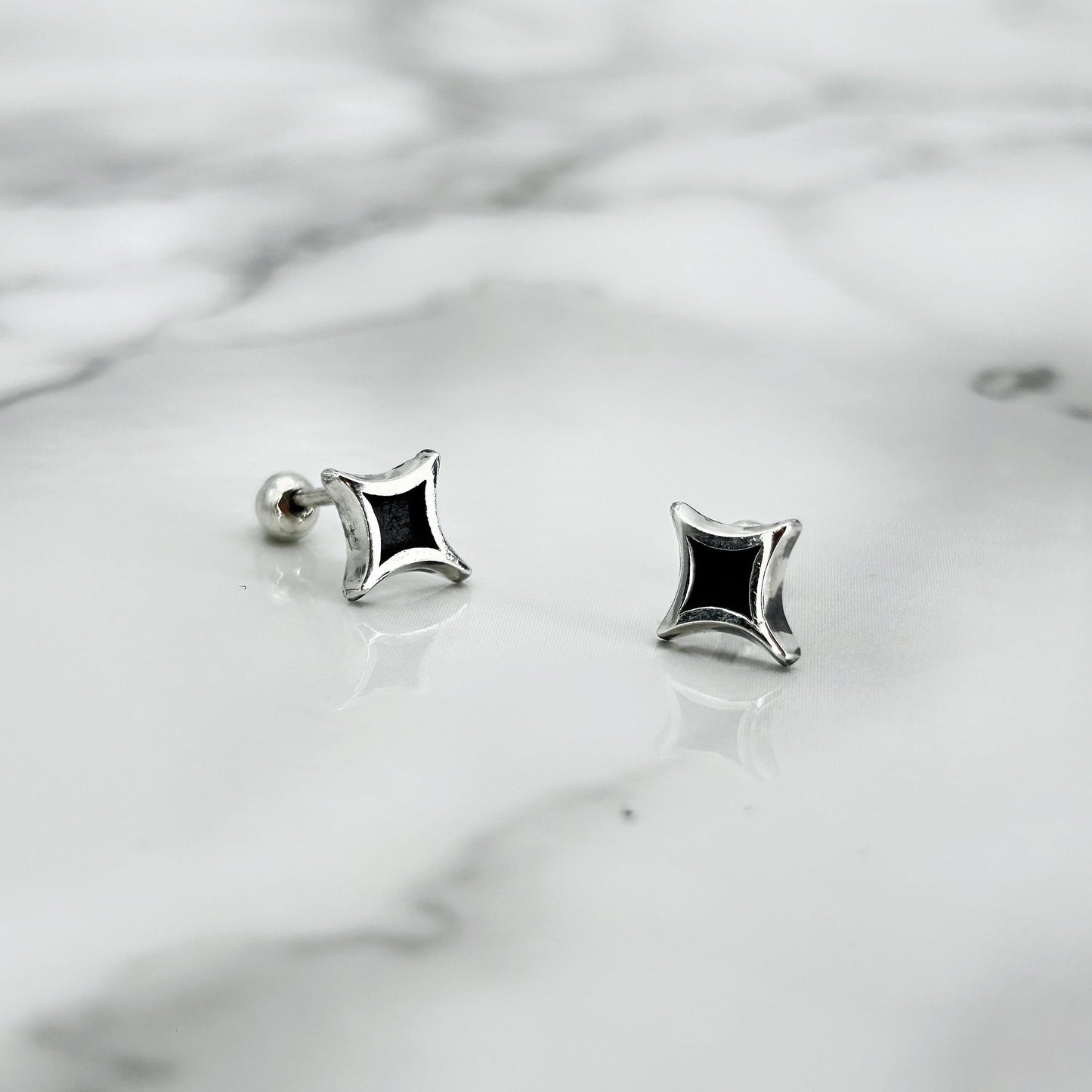 Black Flash Earings ✦